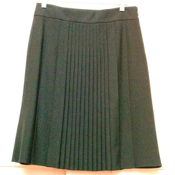 THEORY-BLACK PLEATED FRONT & BACK PANELS SKIRT-SIZE-8-NEW NEVER WORN